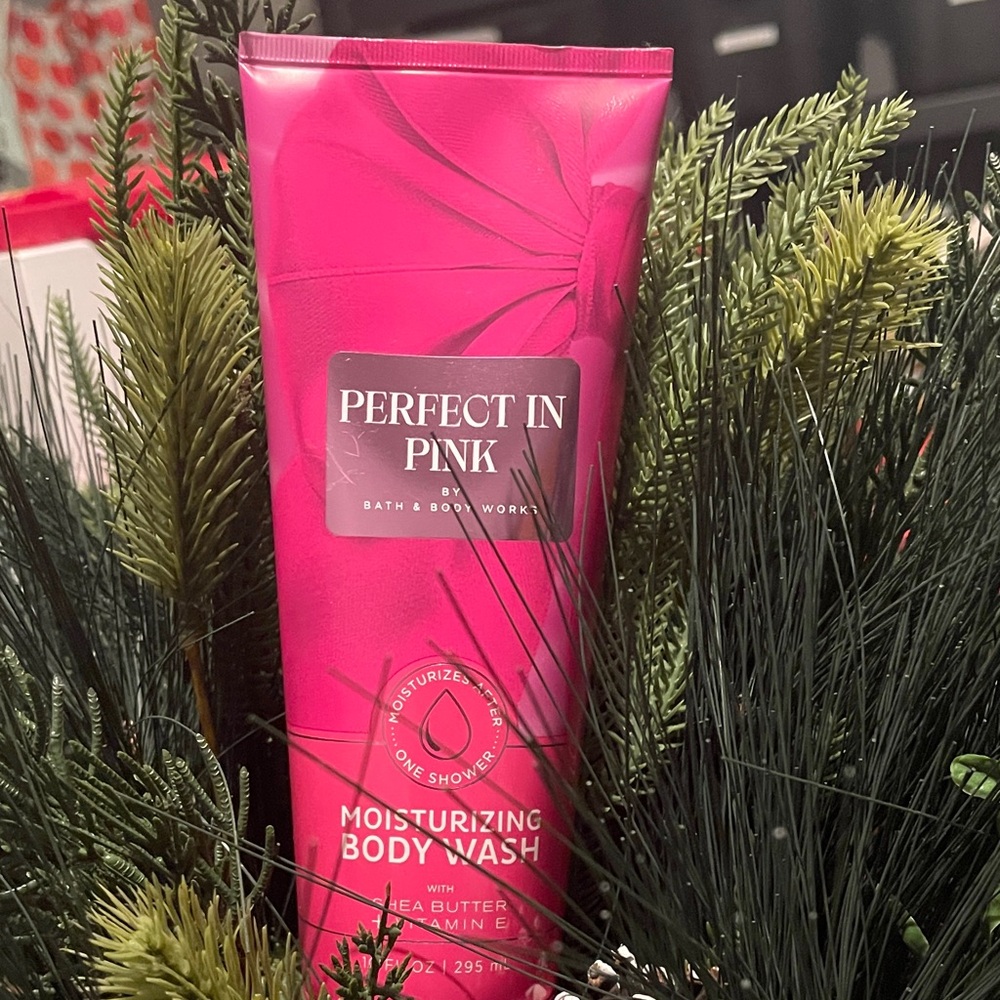Bath & Body Works Pink Moisturizing Body Wash